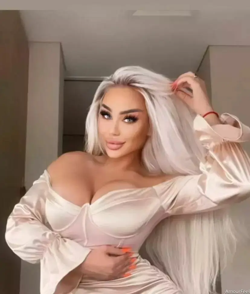 Vladyslava, 29
