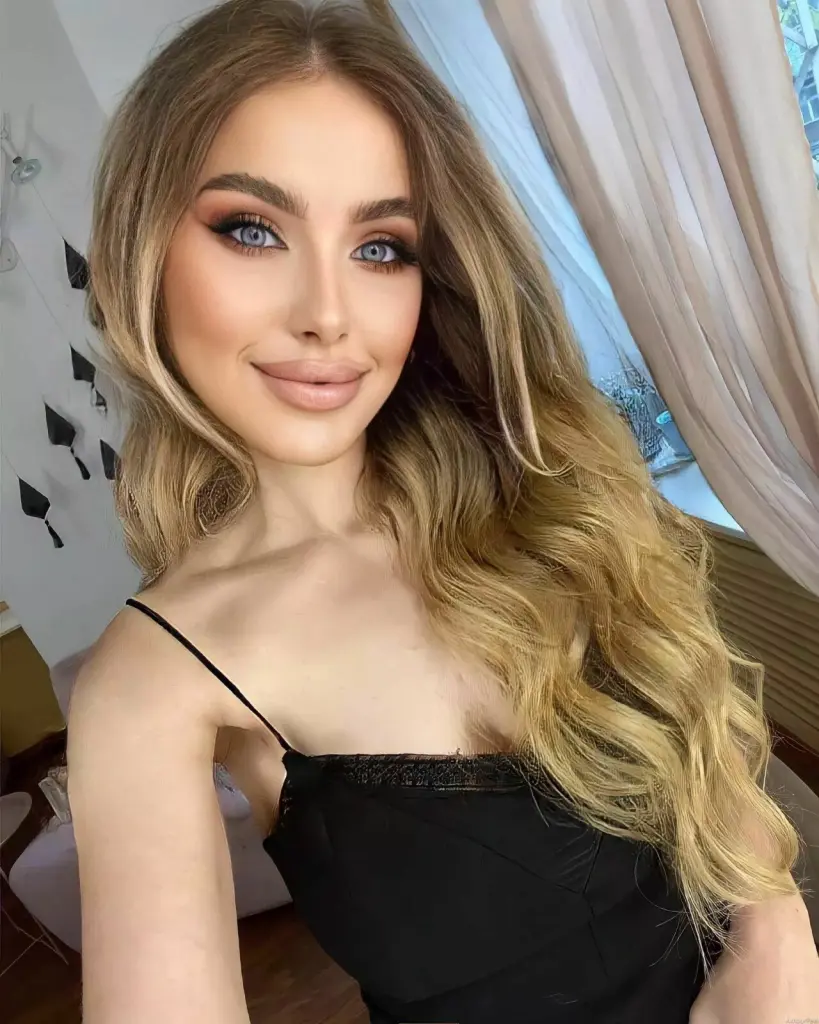 Cristina, 31